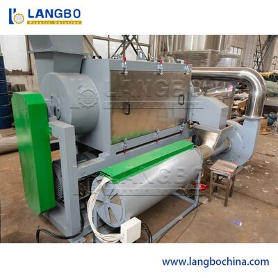 300-5000kg/H Kapazität PET-Recyclinganlage mit 14mm Flocken Größe und 380V Spannung für PET-Flaschenrecycling