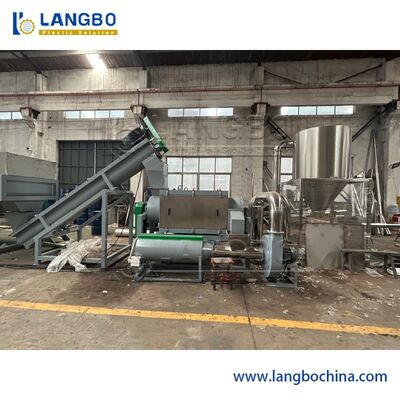 300-5000kg/H Kapazität PET-Recyclinganlage mit 14mm Flocken Größe und 380V Spannung für PET-Flaschenrecycling