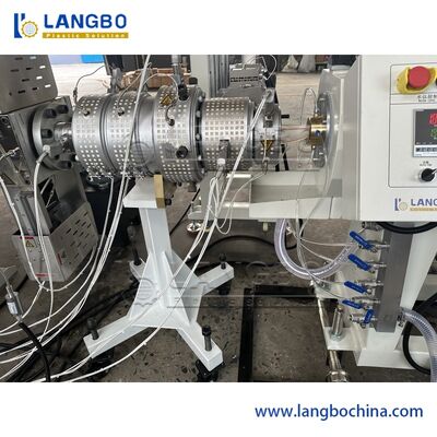 3-Schicht-Co-Extrusions-PPR-Rohr-Extrusionslinie mit 350 kg/h Kapazität und  SPS-Steuerung