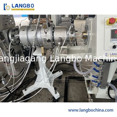 3-Schicht-Co-Extrusions-PPR-Rohr-Extrusionslinie mit 350 kg/h Kapazität und SIEMENS SPS-Steuerung