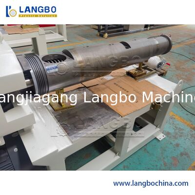 Doppelschneckenextruder Wpc konisches Wechselstrommotor-optionales Touch Screen Bedienfeld