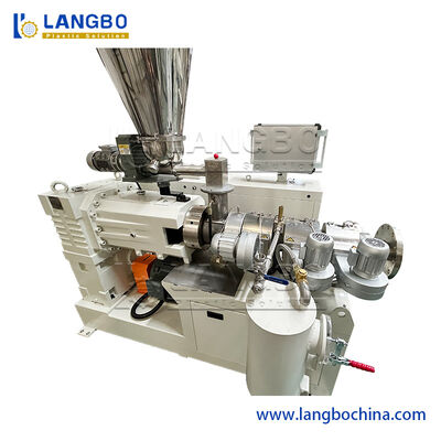 PVC-Kabelkanal-Stanzmaschine PVC-Kabelkanal-Schlitzmaschine