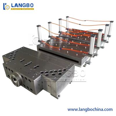 WPC/PVC/PE/PP/PC/PS Fenster/Zaun/Pedal/Terrassendiele/Rohr/Platte/Boden/Dach/Kantenband/Kofferraum/Rahmen/Wandpaneel/Tür/Decke/Dichtungsprofil Kunststoff-Extrusionsmaschine