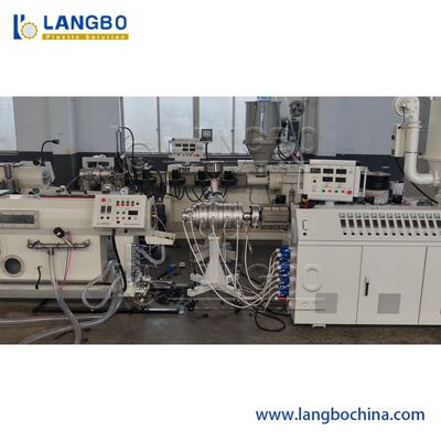 PE-Rohr-Extrusionslinie Anpassbare Formen Reduzierung von Geräteausfällen