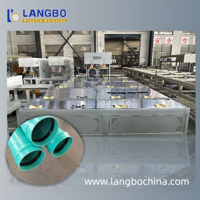 Rohrklangmaschine. Einheitliche Heizung, konsistente Steckdose.