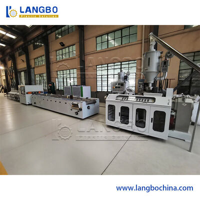 WPC-Terrassendielenmaschine | Gesteuerte Kühlung zur Reduzierung von Brettverzug