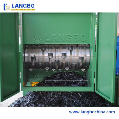Plastic Shredder Machine For PE/PP Material Processing And Large Volume Waste Recycling