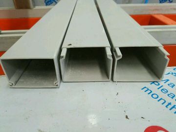 PVC-Profil-Maschine, PVC-Wand, Plastikextruder, PVC-Decke, PVC-Decken-Maschine
