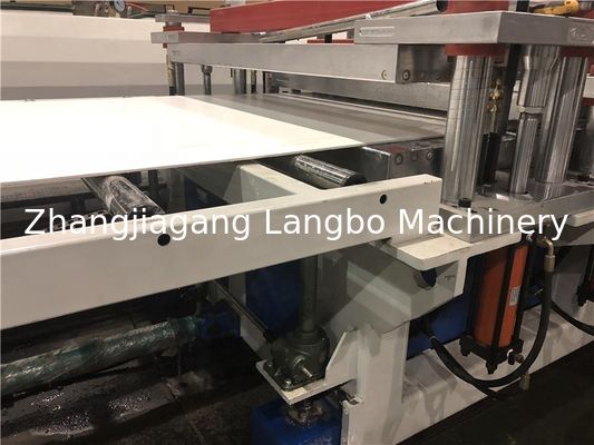 Plastik-pp.-PET WPC Kruste PVC-Schaum-Brett-Verdrängungs-Linie/Herstellungs-Maschine/Fertigungsstraße