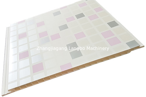 Effiziente PVC-WPC-PE-Panel-Deckenprofil-Decking-Produktion Extrusions-Extrusionslinie